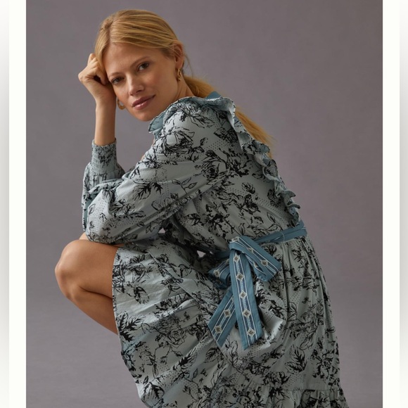 NWOT Anthropologie Ruffle Wrap Dress Blue Motif with pockets
Size Small Petite - Picture 2 of 9